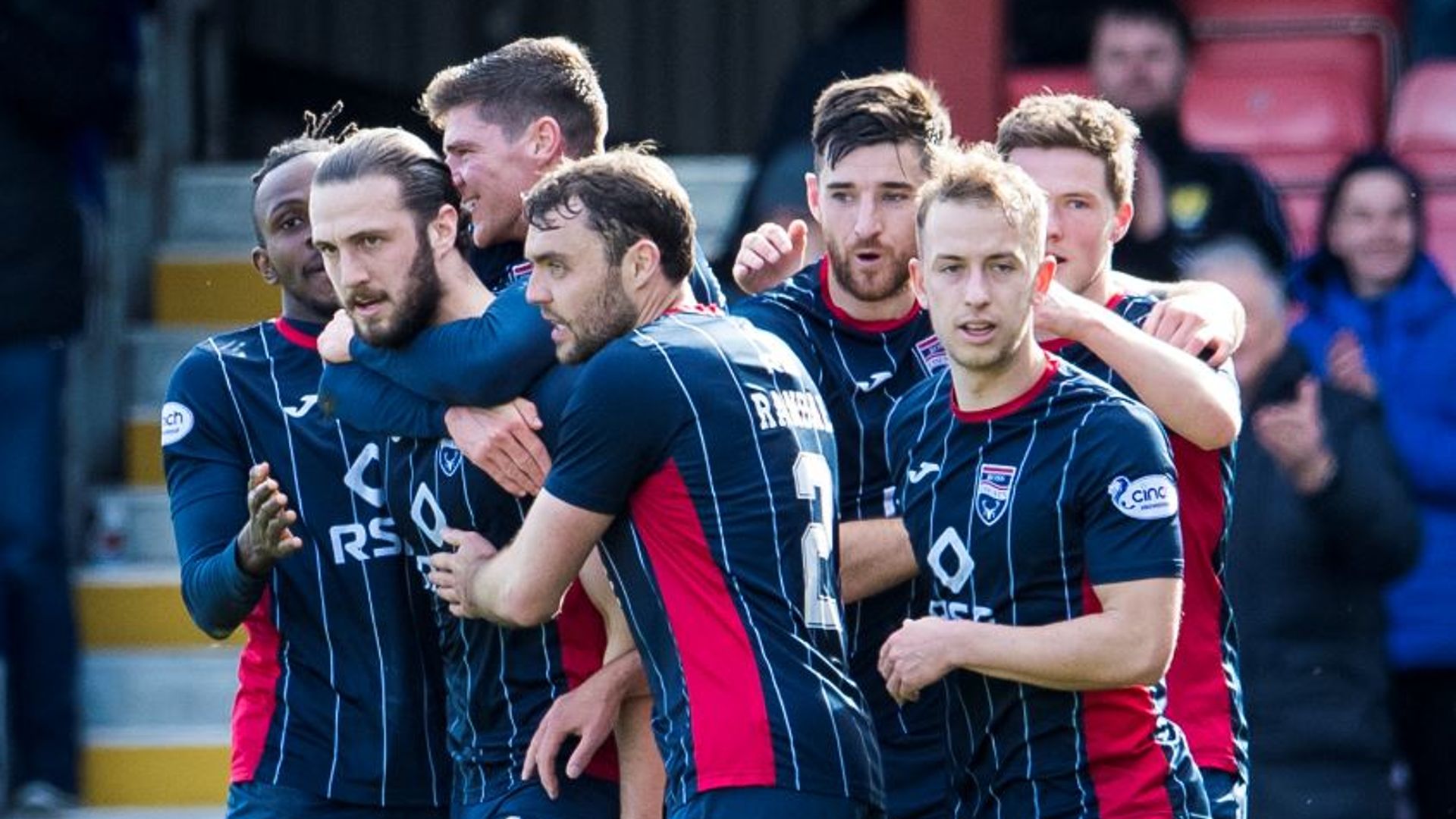 Ross County remain in top-six hunt after Hearts draw