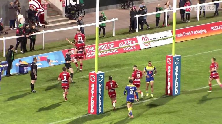 Highlights of the Betfred Super League match between Hull KR and Warrington Wolves.