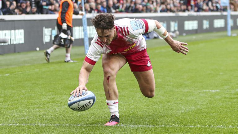 Cadan Murley goes over for a try for Harlequins