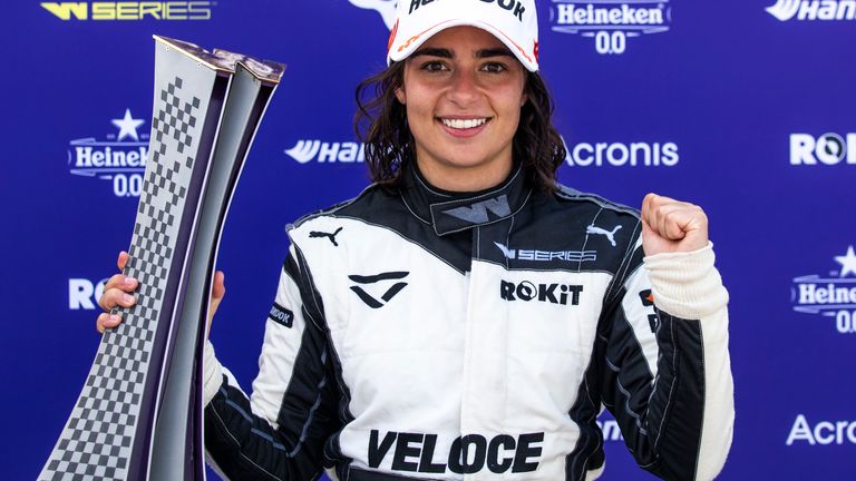 Jamie Chadwick ganó los dos campeonatos de la Serie W