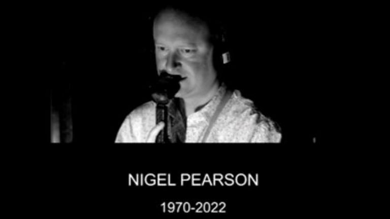 स्काई स्पोर्ट्स ने कमेंटेटर निगेल पियर्सन को याद किया, जिनका 52 वर्ष की आयु में निधन हो गया है।