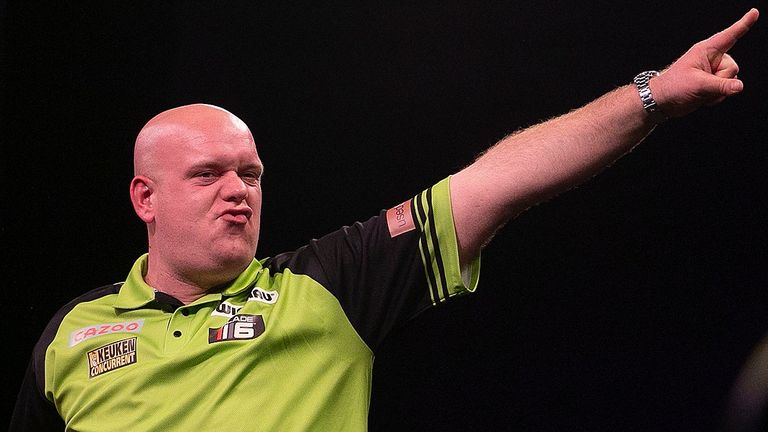 Michael van Gerwen will be favourite to defeat James Wade in the semi-finals despite 'The Machine' beating his rival at the Nordic Masters over the weekend