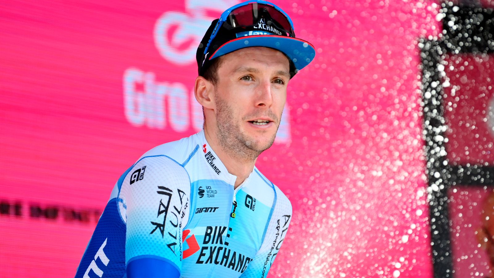 Simon Yates wins Giro d’Italia stage 14 as Richard Carapaz takes pink jersey