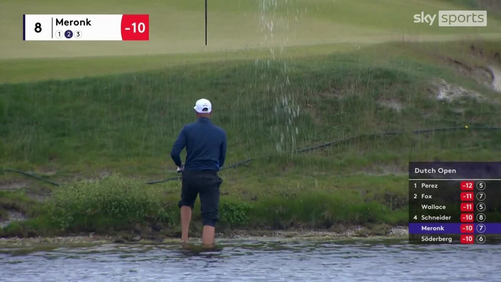 'The three of your golfing life!' | Meronk's miraculous up and down