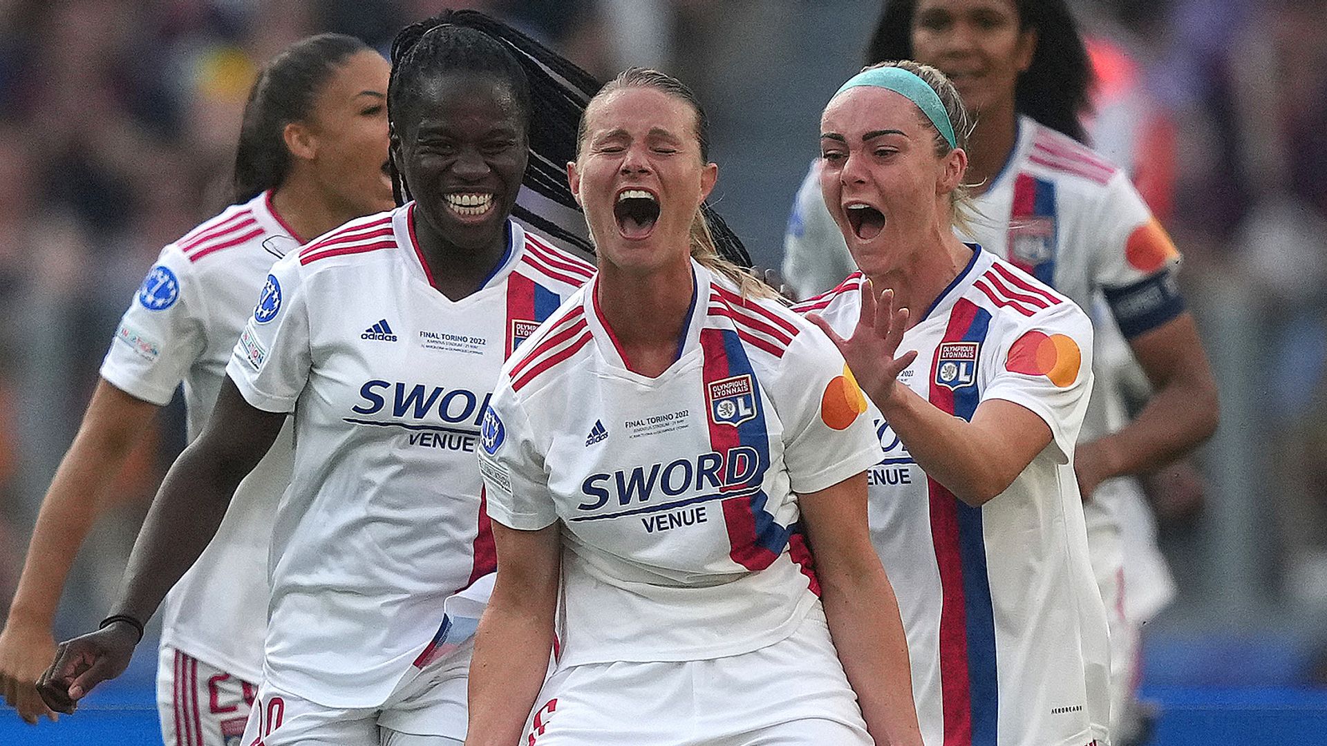 Lyon end Barca's reign to reclaim Women's CL