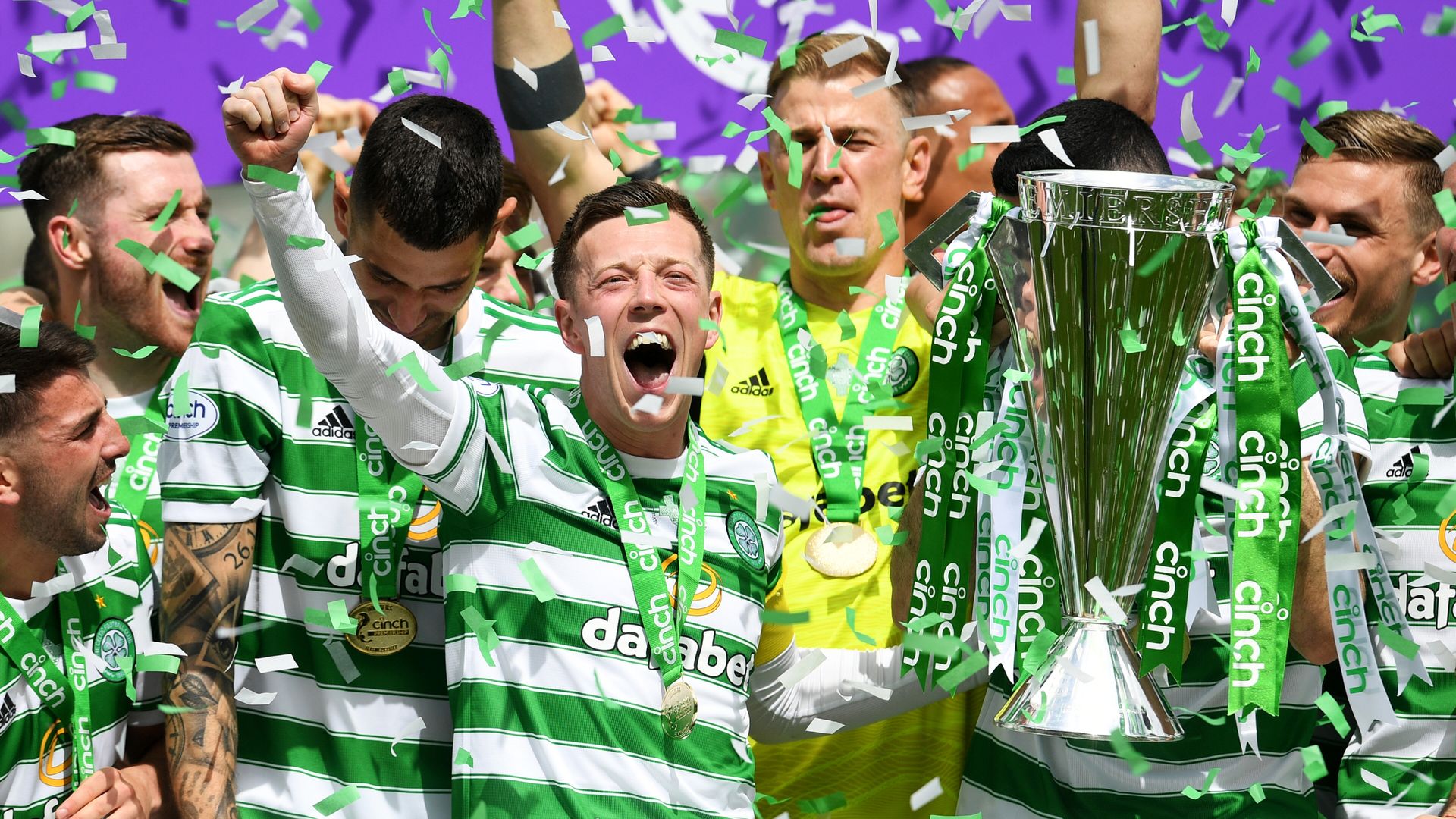 Champions Celtic hit Motherwell for six on trophy day