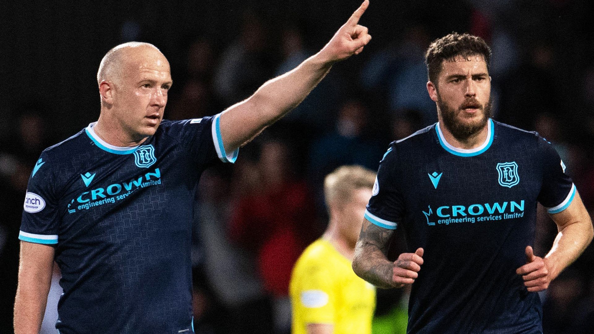 Dundee grab lifeline with win over Hibs | Adam 'thinking about retiring'
