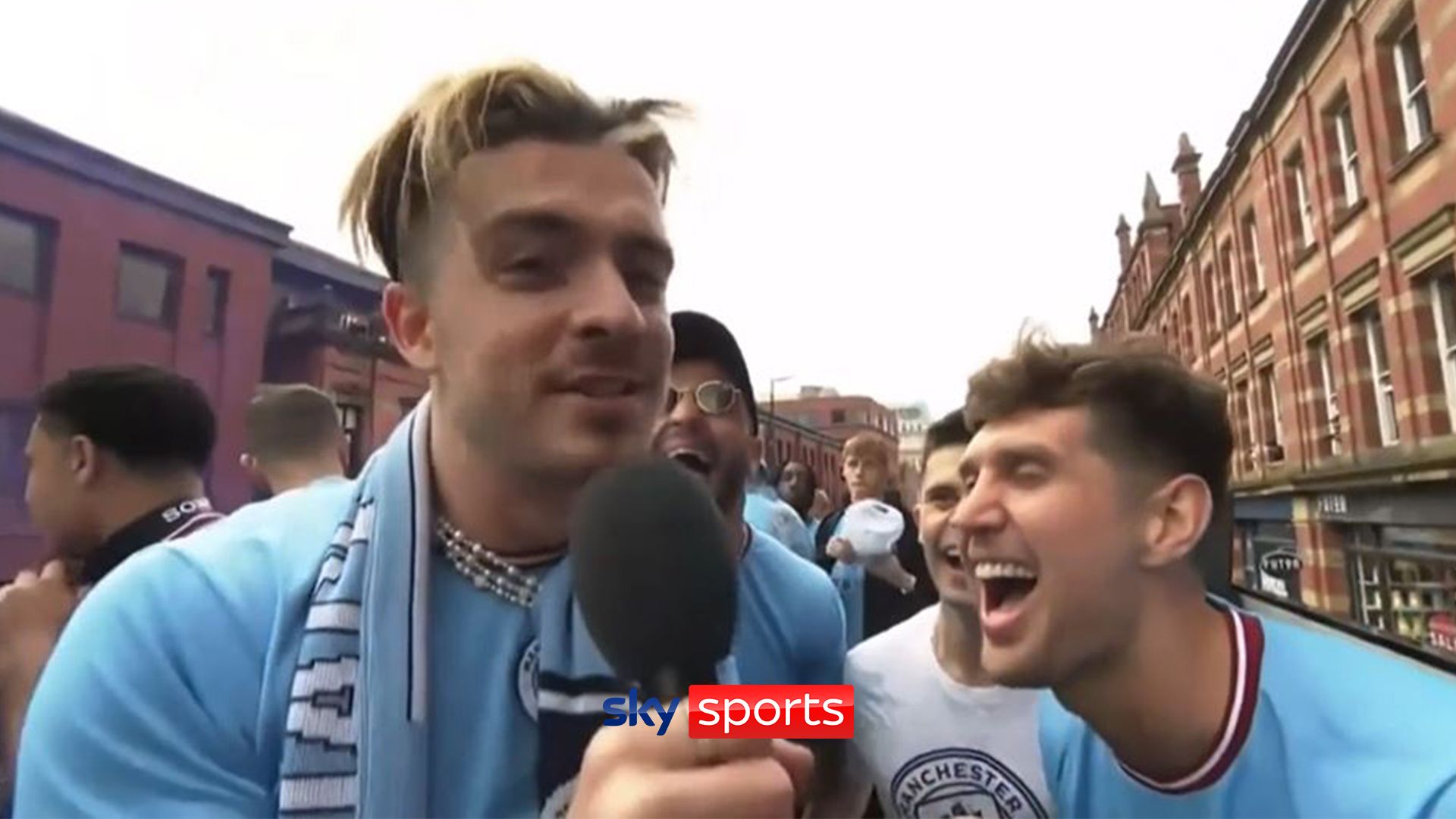 Grealish thanks Silva for coming off | 'He was miles off it!'