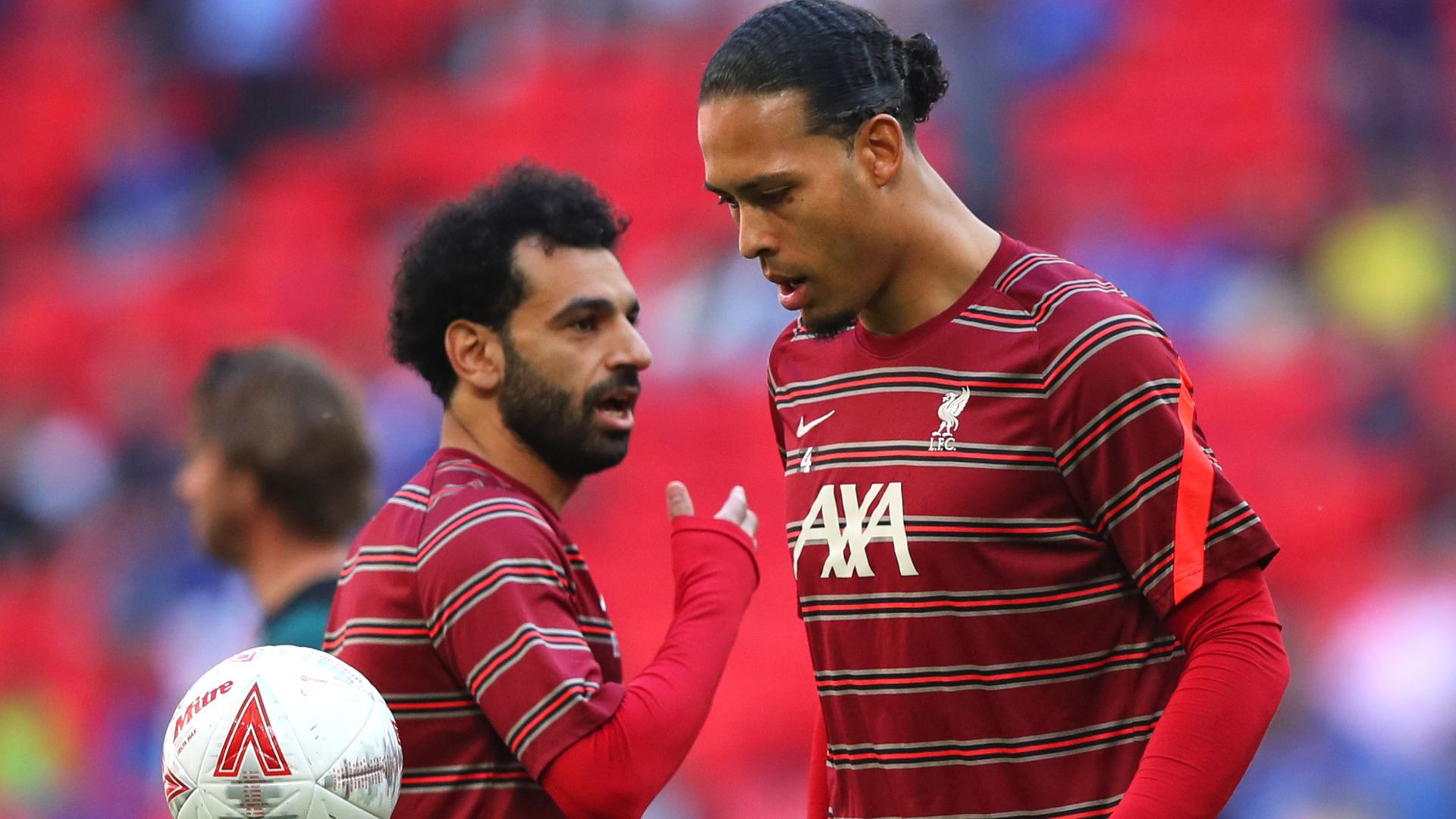 Salah & Van Dijk out for Southampton | Klopp rules Liverpool out of Mbappe 'battle'