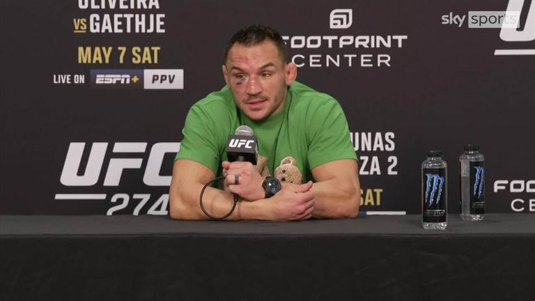 Michael Chandler describes the rare front kick knockout of Tony Ferguson, which has only been seen a few times in the UFC.