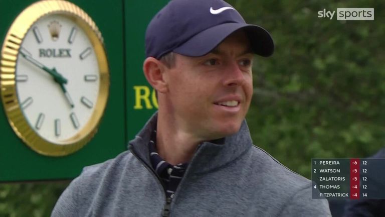Rory McIlroy hit the flag with an incredible tee shot on the 14th hole from 222 yards!