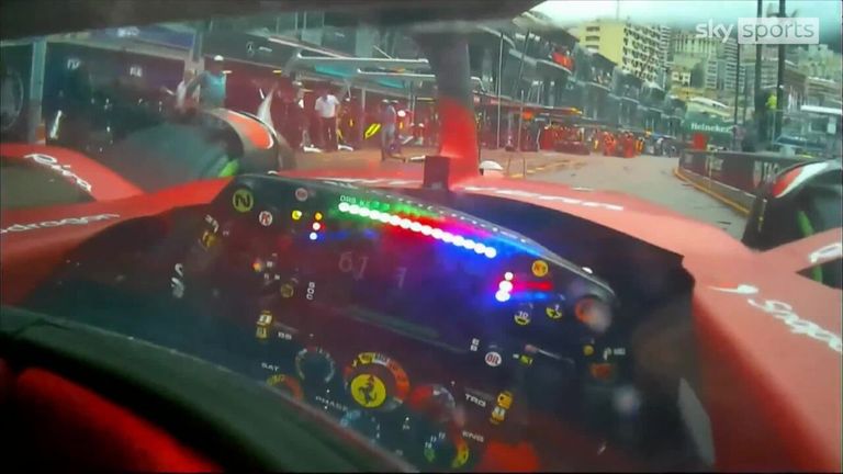 Charles Leclerc se puso furioso por las llamadas de radio de su equipo Ferrari sobre si entrar a boxes o no.