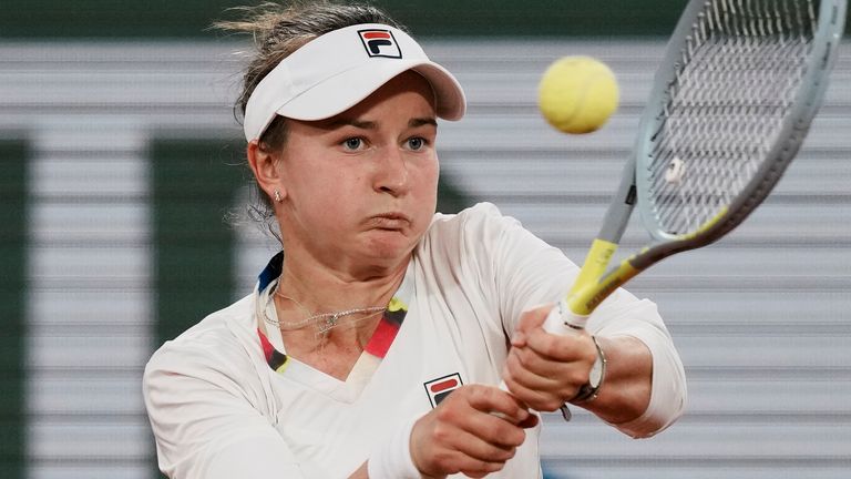 Barbora Krejcikova va veure acabar la seva defensa del títol de l'Open de França a la ronda inicial