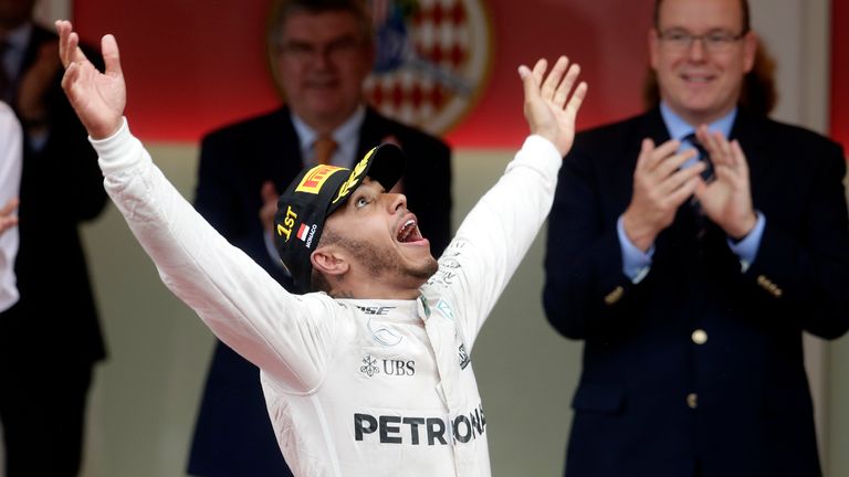 Hamilton explique comment il est tombé amoureux de Monte Carlo avant le Grand Prix de Monaco dans un reportage spécial de Sky Sports F1.  Regardez l'article complet vendredi lors de notre couverture F1