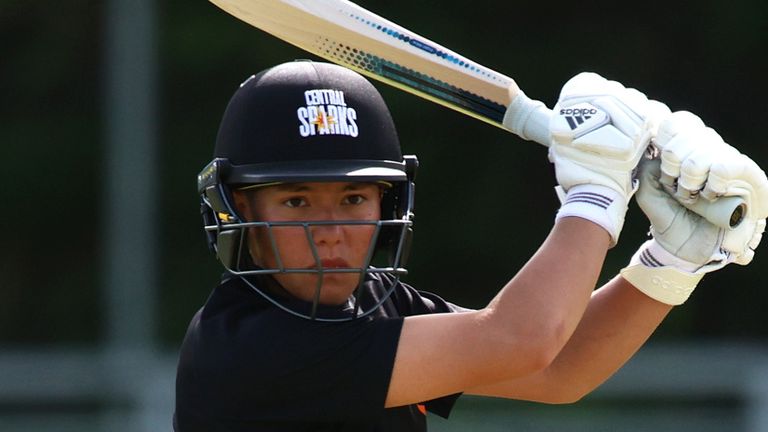 Issy Wong smashed 48 of 25 balls in a pinch-hit role at the top of the Central Sparks order