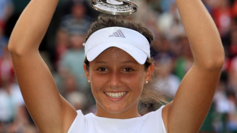 Robson won the Wimbledon girls' title in 2008