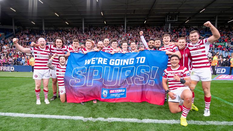 Wigan beat rivals St Helens in the semi-finals