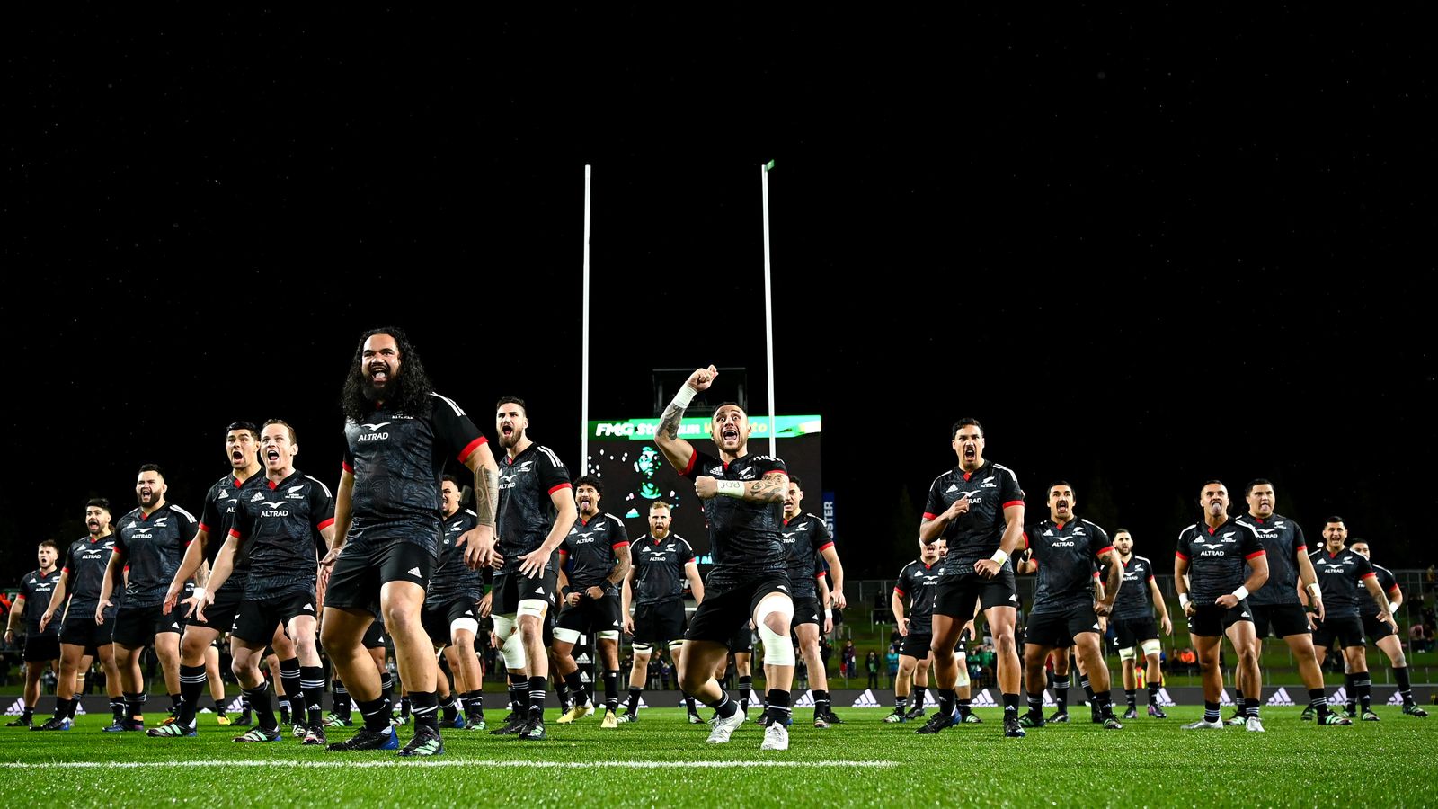 Maori All Blacks 32-17 Ireland: Dominant attacking display proves too much for Ireland