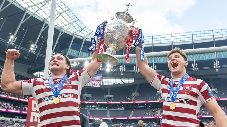 Wigan Warriors overcame Huddersfield Giants to win the 2022 Men's Challenge Cup final at Tottenham Hotspur Stadium