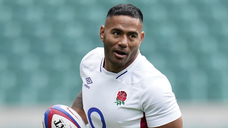 Manu Tuilagi regresa de una lesión para ser incluido en el equipo de entrenamiento de Eddie Jones 