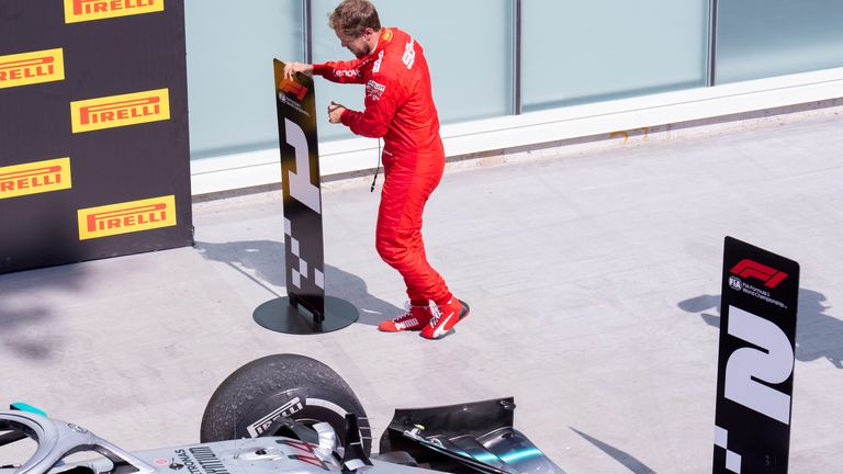 Vettel, 2019 Kanada GP'sinin ardından sinirli bir şekilde ayrıldı