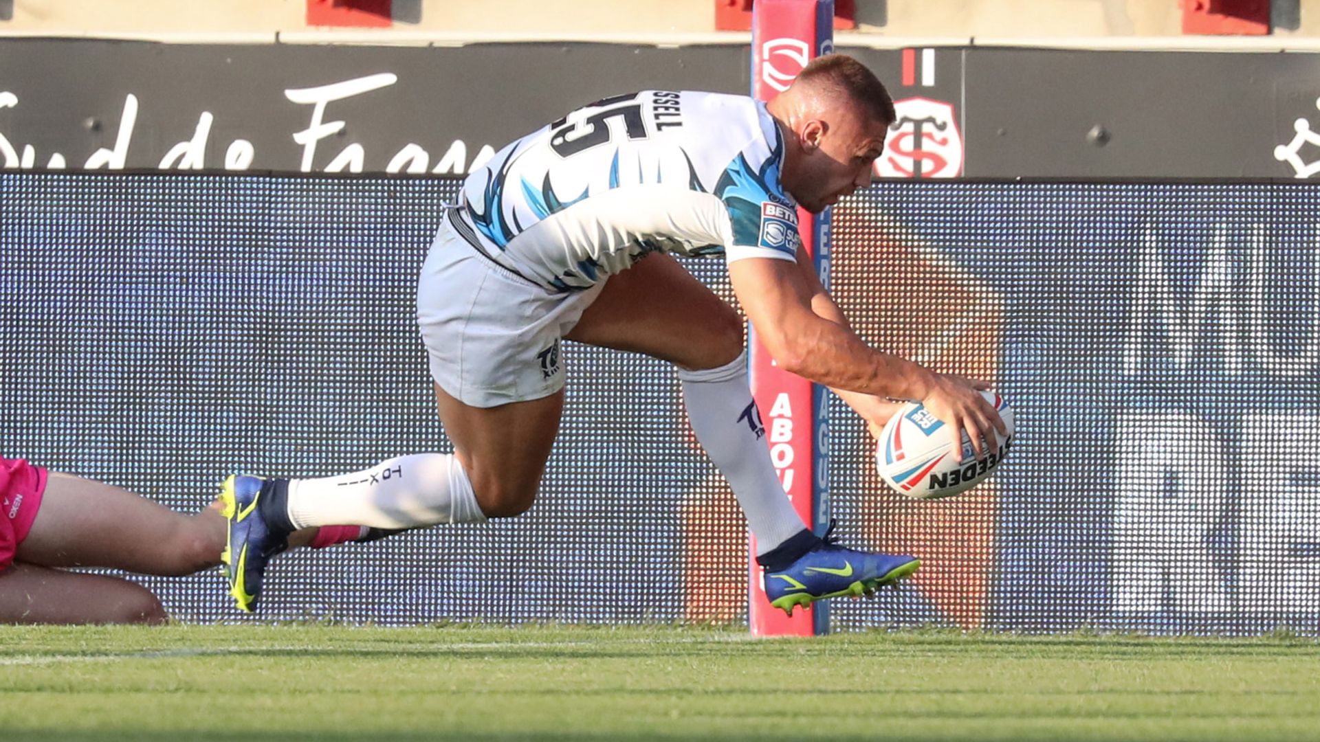 Toulouse take vital win over Leeds in relegation battle