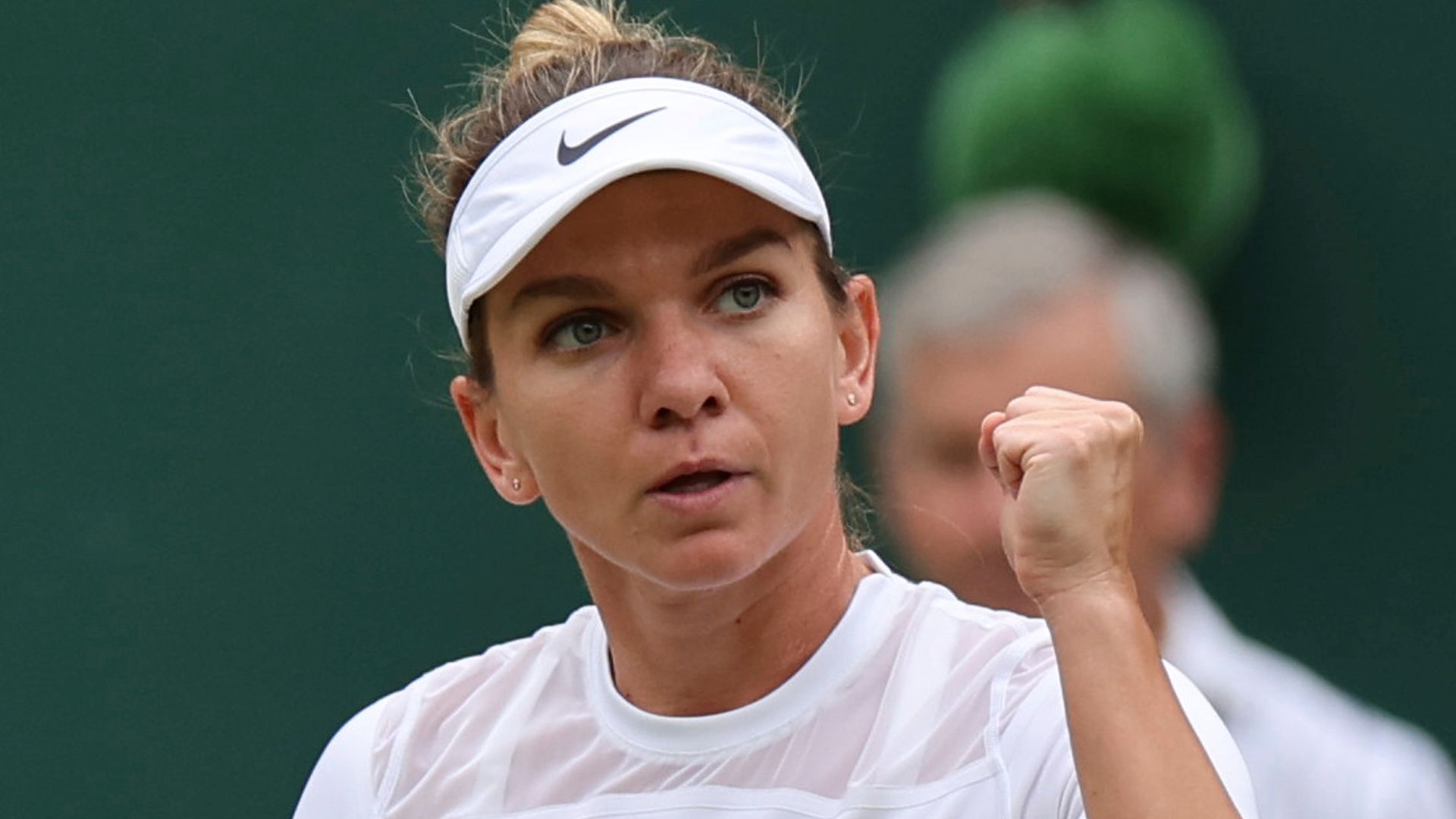 Halep thrashes Anisimova to set up Rybakina semi