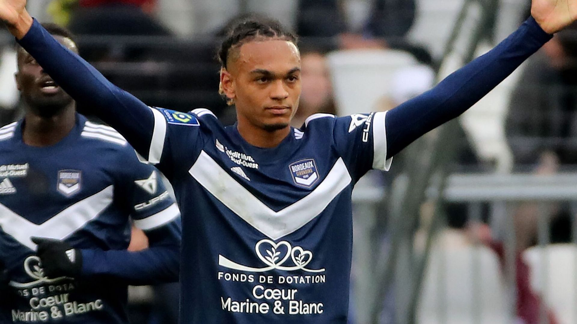 Southampton complete signing of Bordeaux striker Mara
