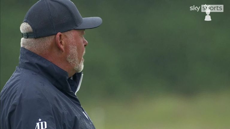 Highlights from the third round of the Senior Open at Gleneagles, where Darren Clarke and Paul Broadhurst led on nine points below horizontal