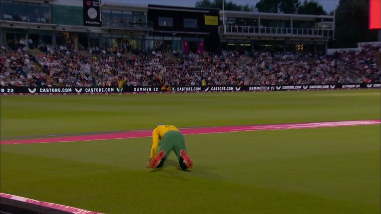 Moeen Ali is spectacularly caught on the boundary by Keshav Maharaj as South Africa dominate England in the second T20I at Cardiff