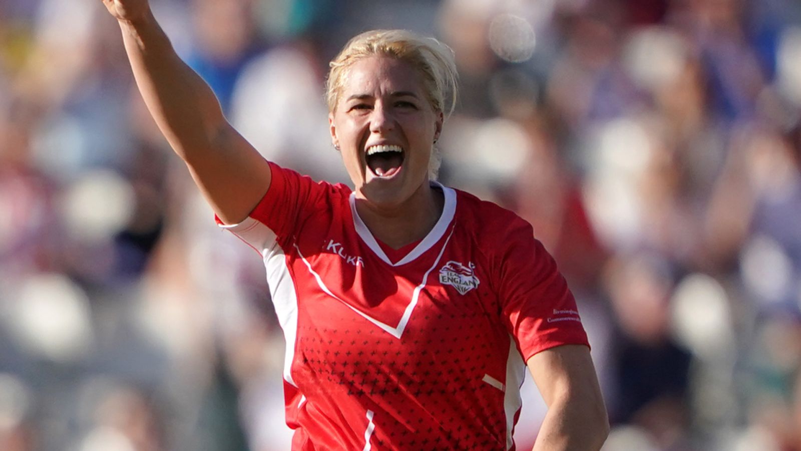 Commonwealth Games: England thrash New Zealand to top group as Katherine Brunt stars with ball