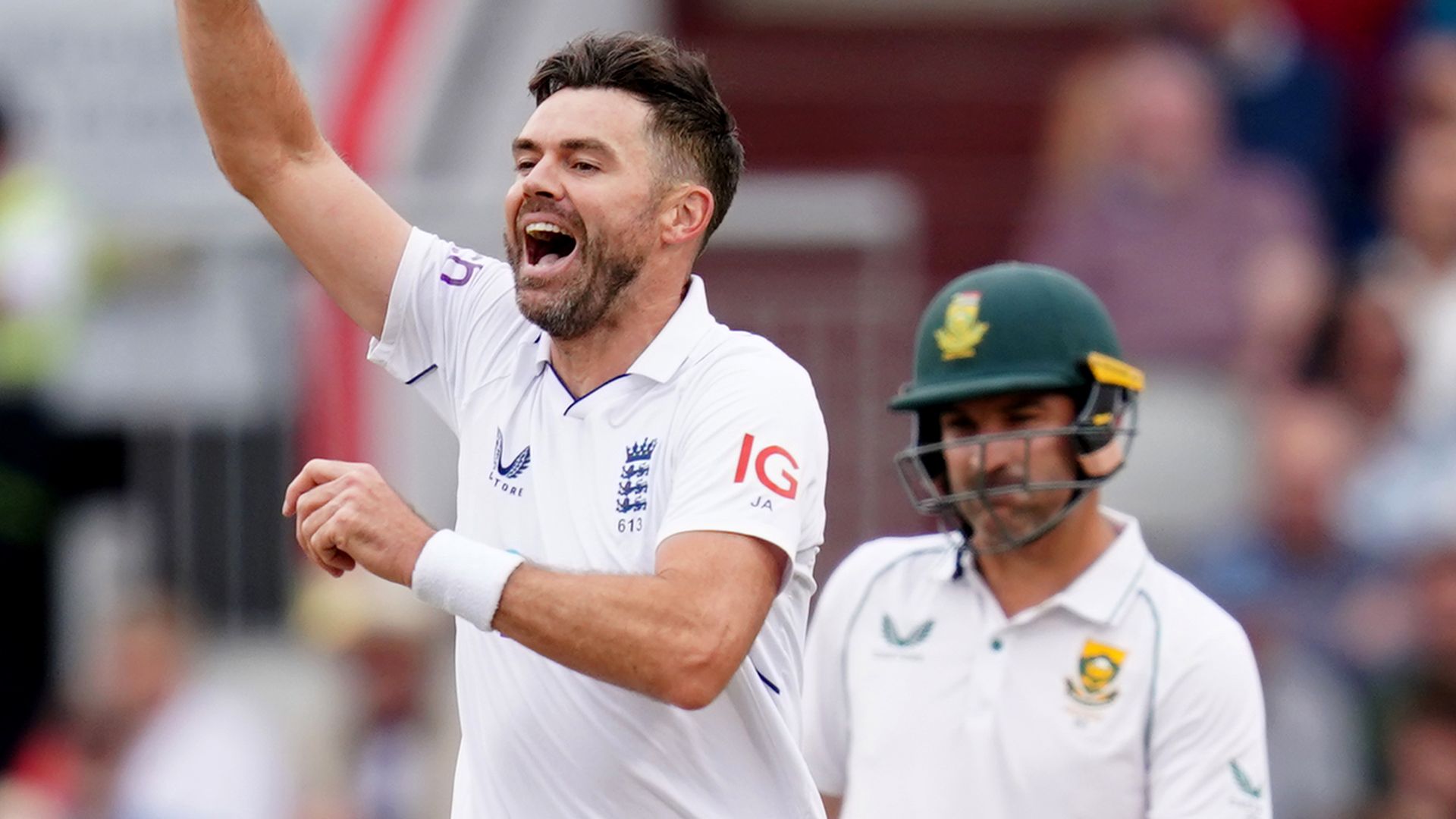 England skittle South Africa for 151 before Crawley digs in