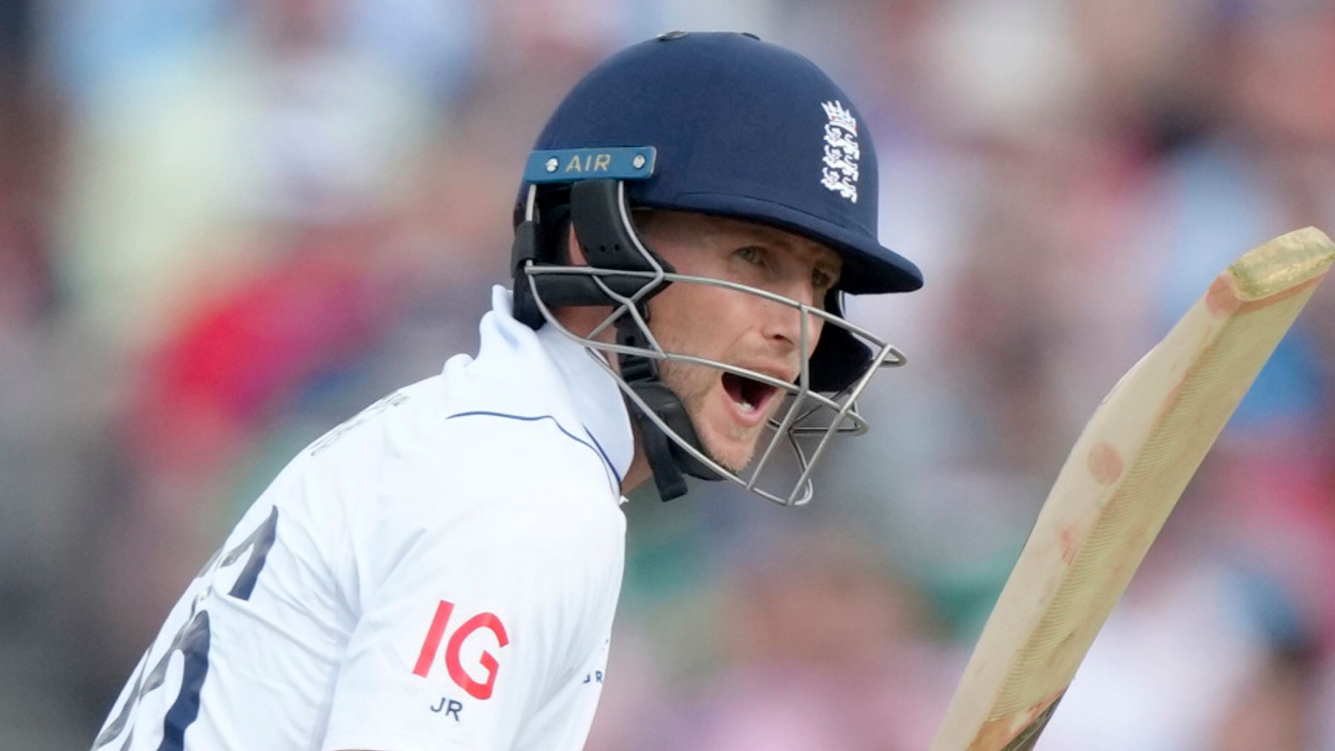 Root: England won't change approach for second Test