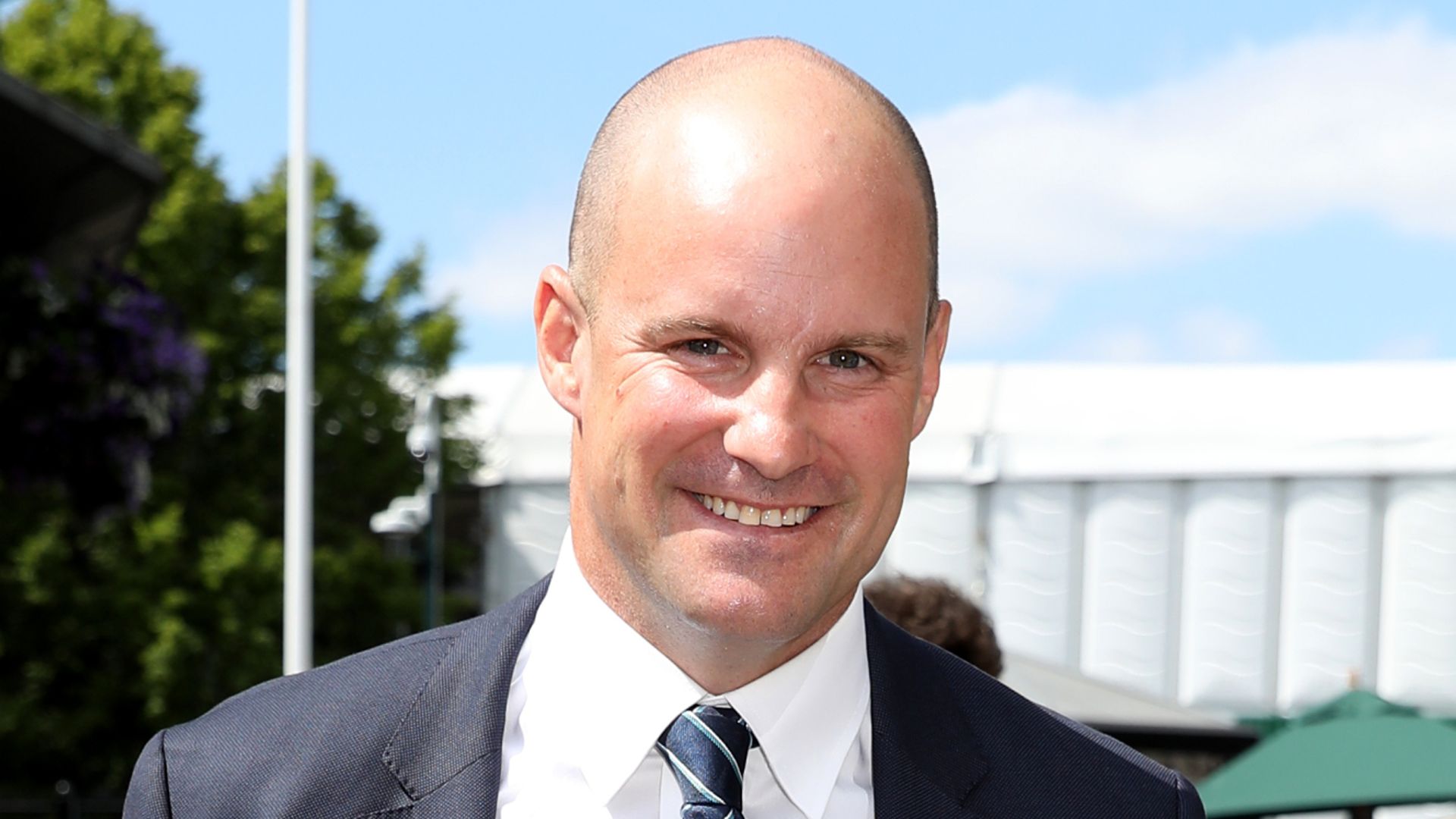 Strauss' English cricket review recommends reduction to county schedule