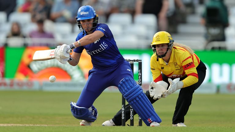 Amelia Kerr led the fightback for London Spirit, scoring 26 off 19 balls. (Getty Images)