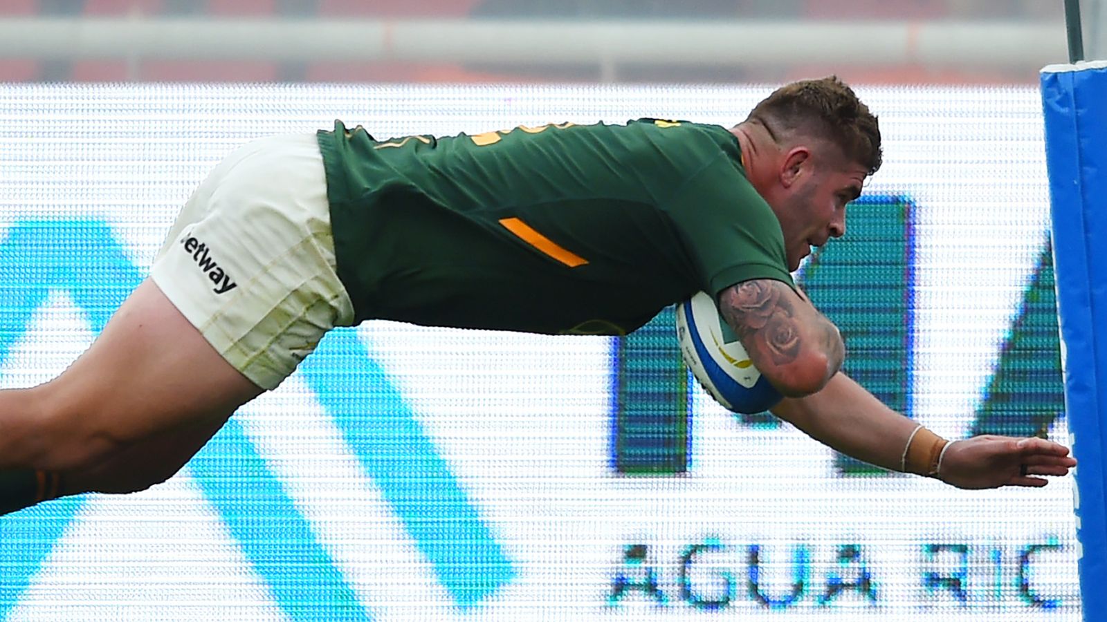 Argentina 20-36 South Africa: Late Malcolm Marx attempt secures bonus-point Rugby Championship win to maintain Springboks in title hunt