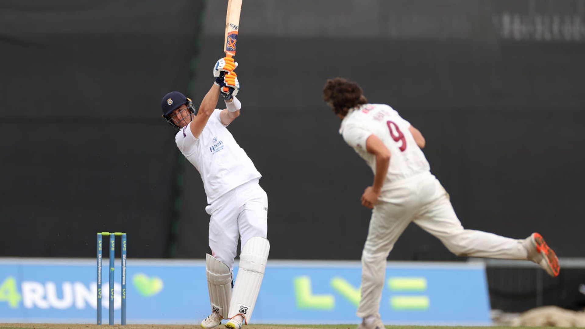 Abbott boosts Hampshire's title bid as Yorkshire make progress