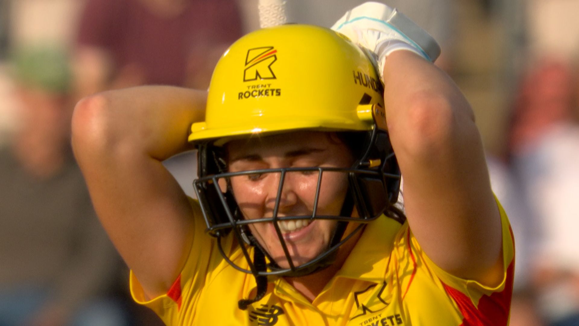 Sciver's sixes spark dramatic end to Eliminator