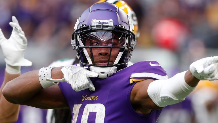 El receptor abierto de los Minnesota Vikings Justin Jefferson