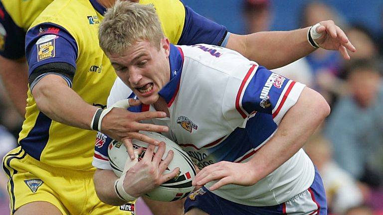 Former Wakefield player Mark Applegarth is taking over as the club's new head coach