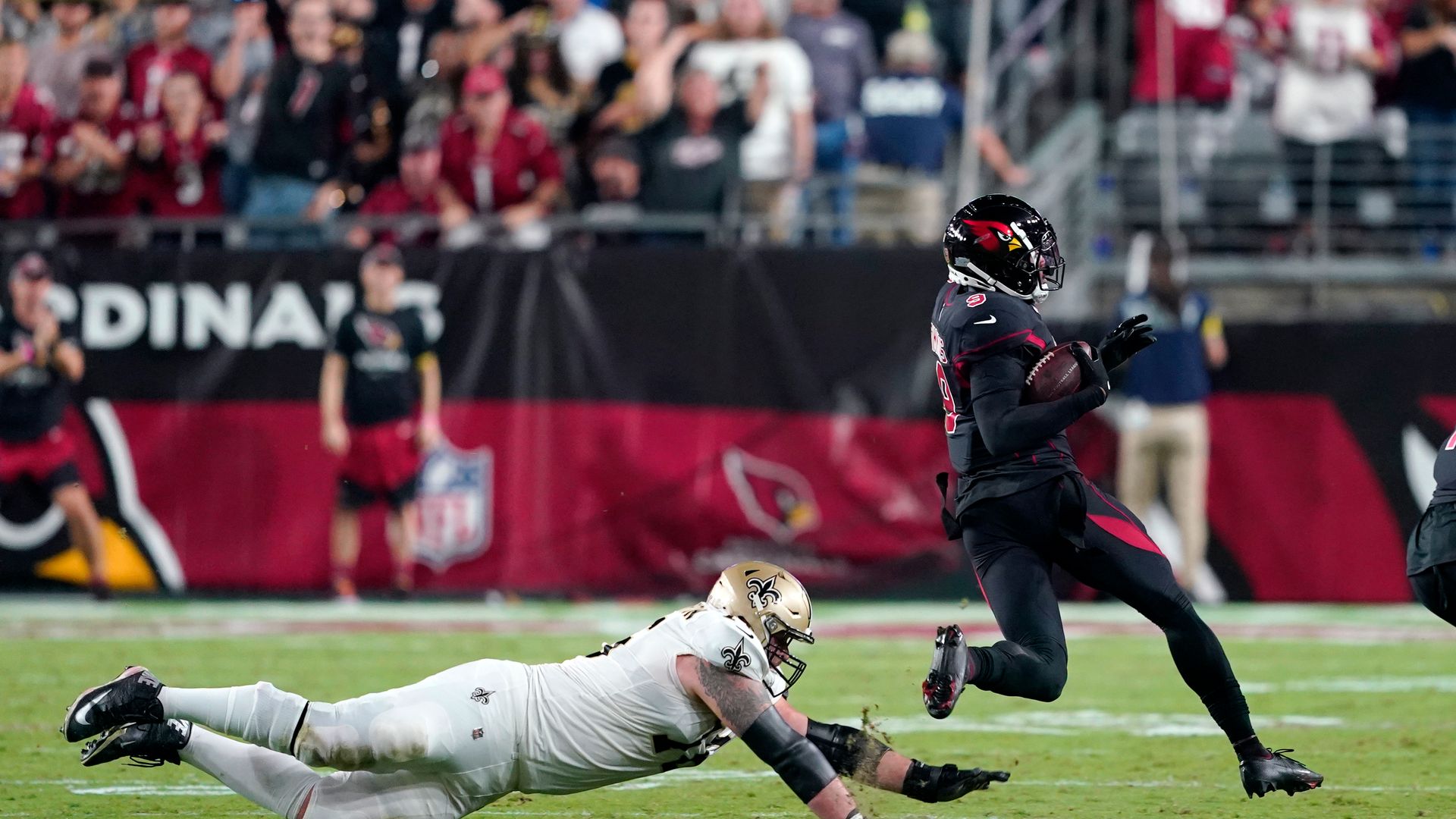 Simmons' amazing one-handed interception leads to TD