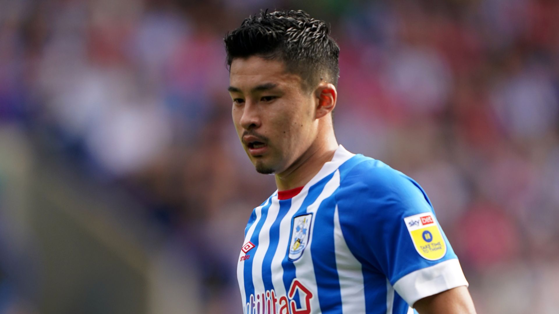 Nakayama steers Huddersfield past Millwall