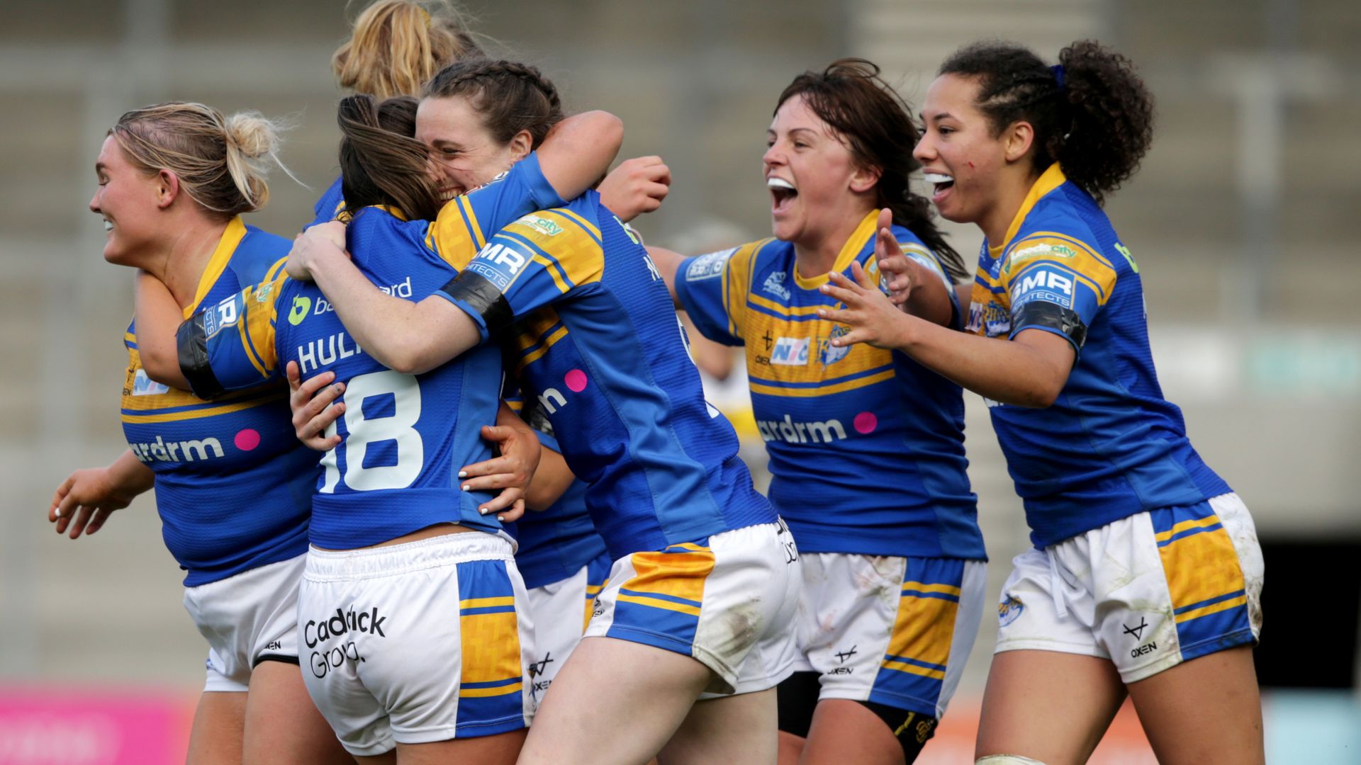 Rhinos to make history by paying women's team bonuses