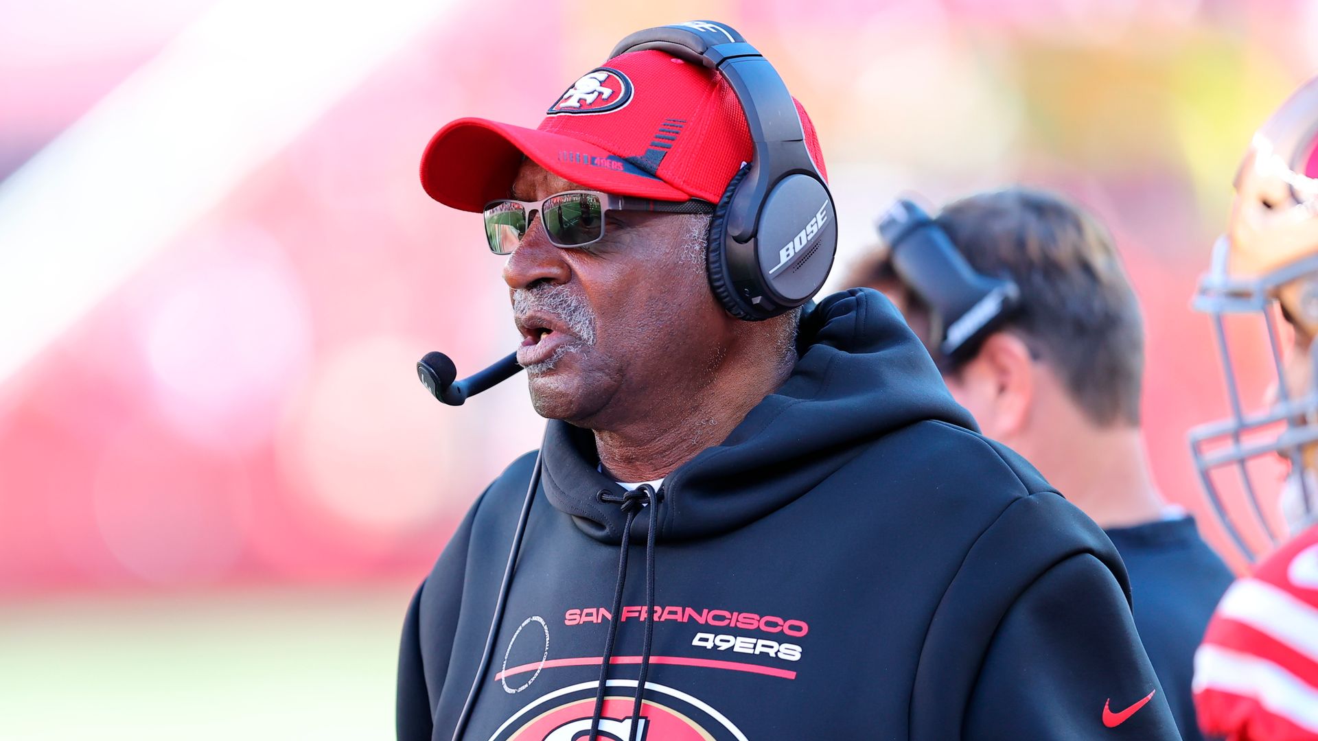 49ers boosted by Turner return | Shanahan: Weird without him