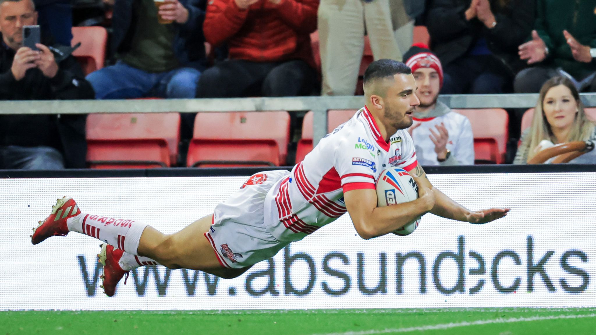 Leigh 44-12 Batley Centurions seal Super League return with deserved win in Championship Grand Final Rugby League News Sky Sports