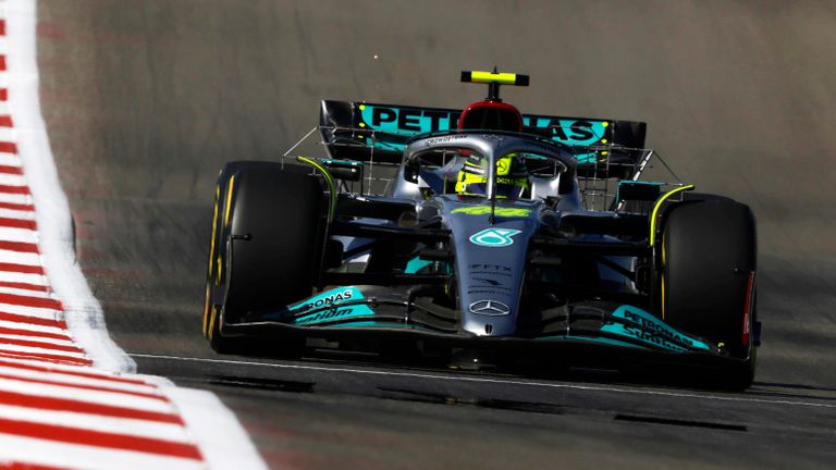 Nico Rosberg berpikir sulit untuk melihat mantan timnya Mercedes memenangkan balapan musim ini