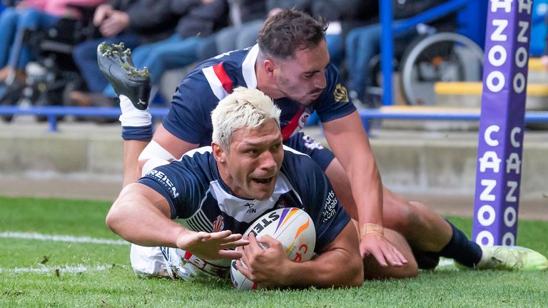 England's Ryan Hall breaks free to score a try against France (Photo: Allan McKenzie/SWpix.com)