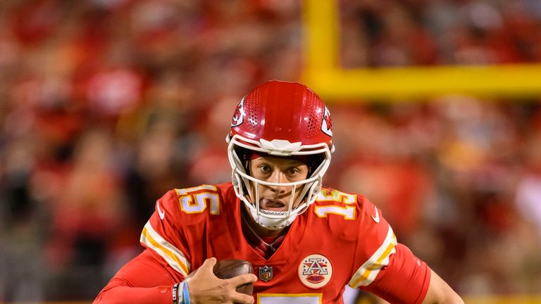 Check out the Kansas City Chiefs' Patrick Mahomes' best plays as he enjoyed a four-TD game in Week Five against the Las Vegas Raiders.