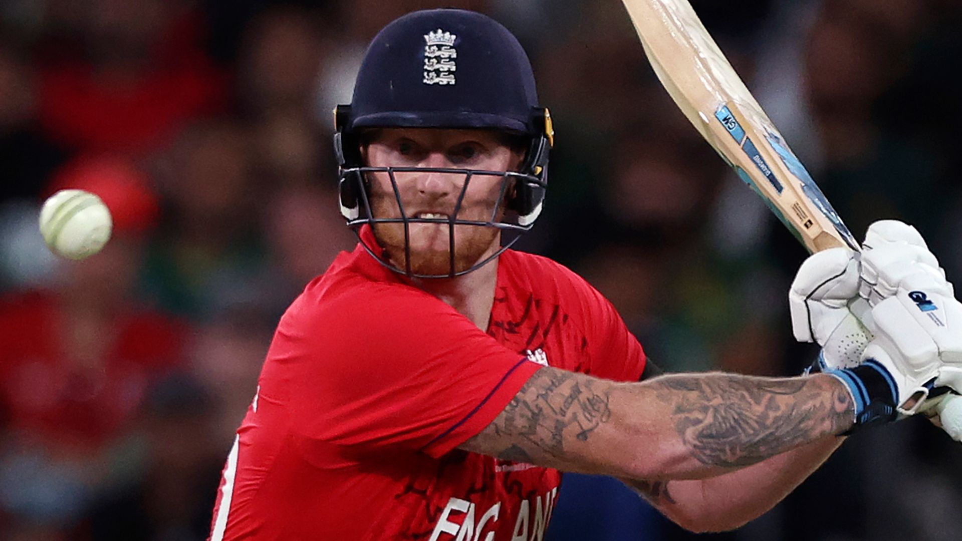 Stokes on the crease; England 4 down chasing 138 to win World Cup LIVE!SkySports | Information