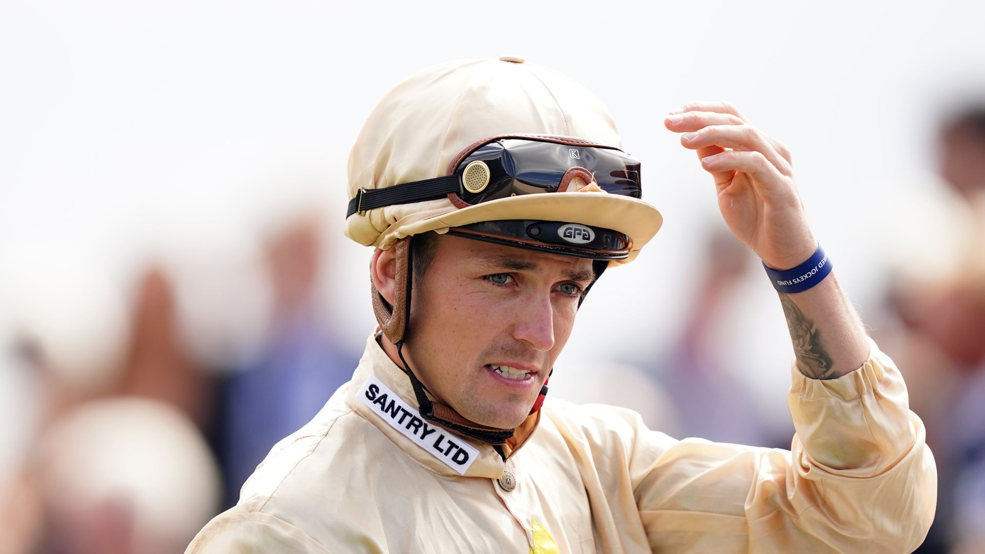 Title-chasing Stott set to star with seven rides at Lingfield